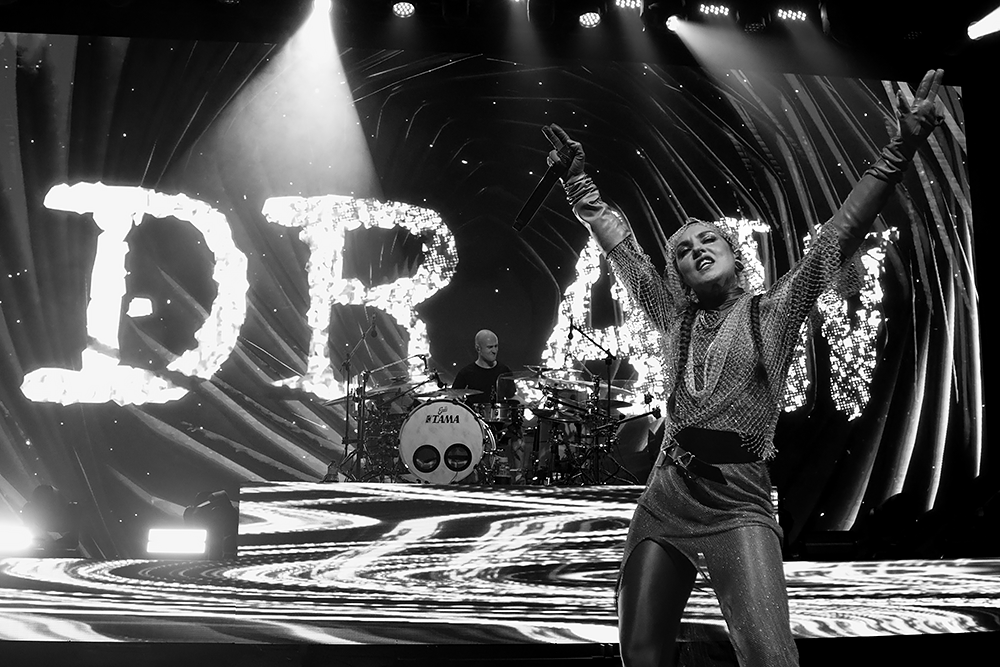 LIVE REVIEW – JINJER | ENTHEOS
